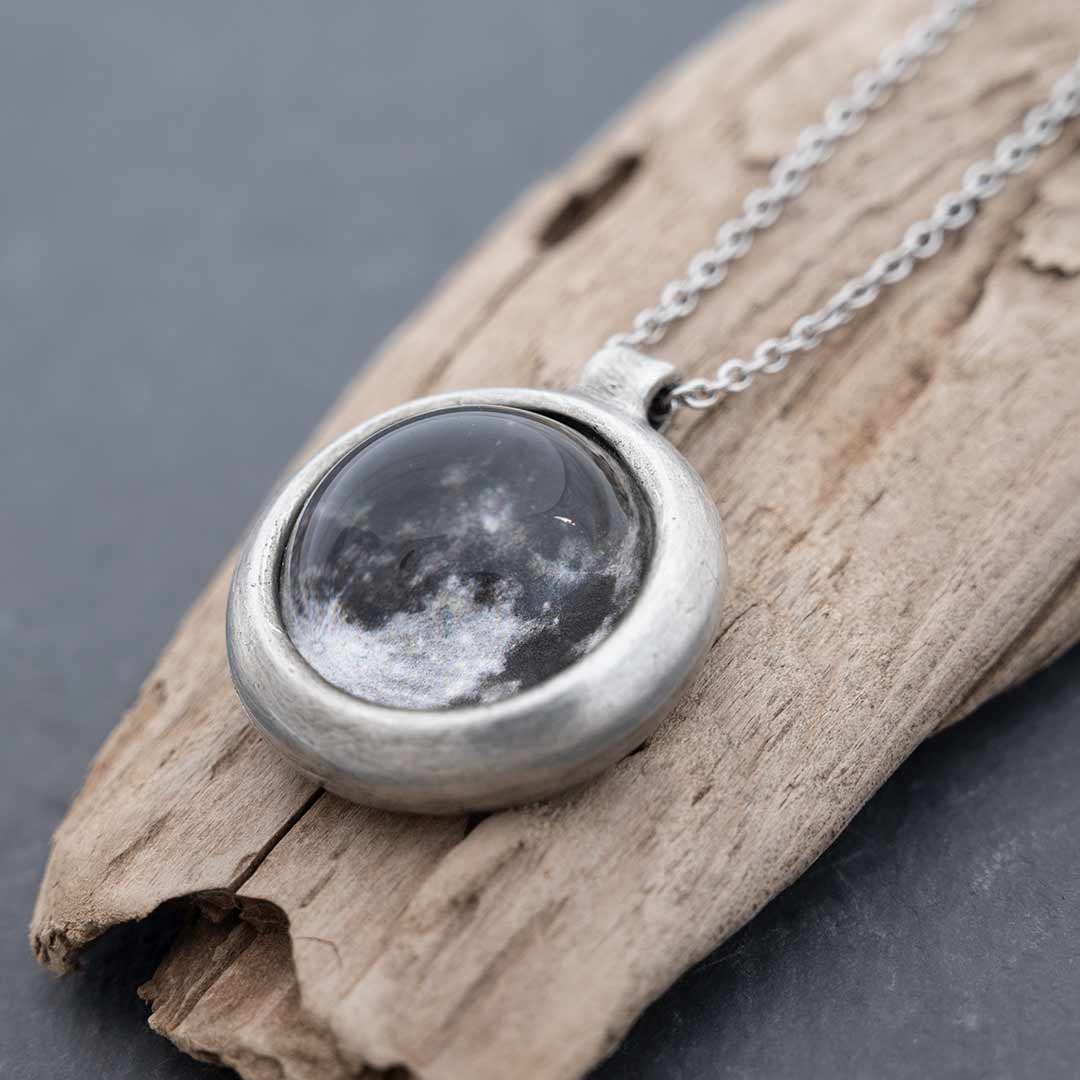 Moon Pendant