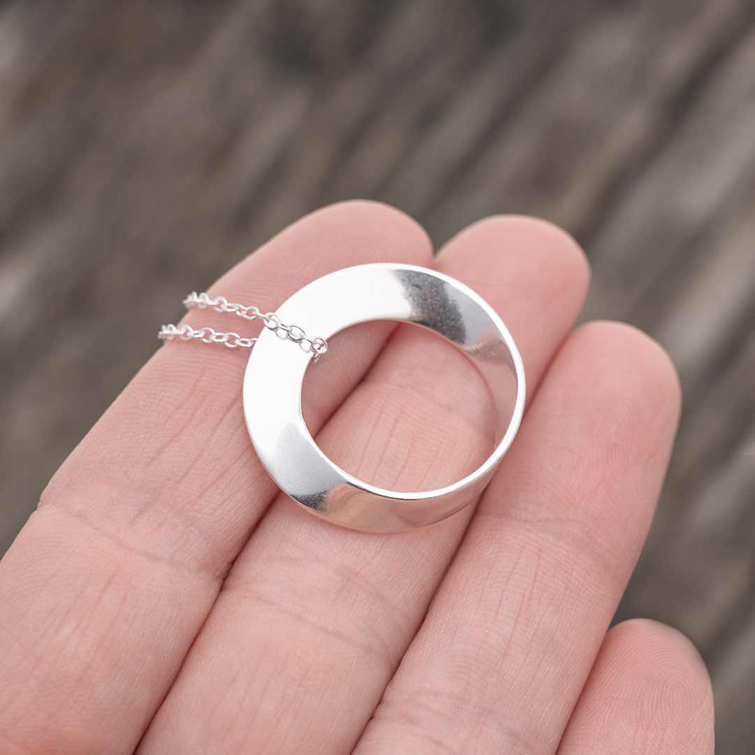 Möbius Necklace: Pure Math - Boutique Academia
